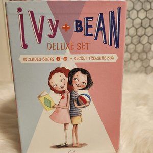 Ivy + Bean Deluxe Boxed Set for Girls Books, Books 1-10 plus Secret Treasure Box